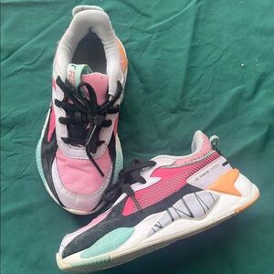 Puma Pink and Black Sneakers with High-Top Design